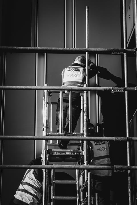 Dan Court - London (1)