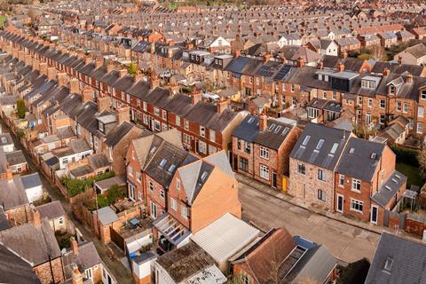 housing UK shutterstock