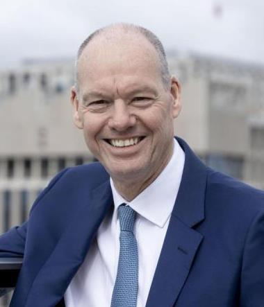 Mark Reynolds headshot